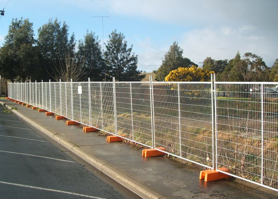 Trang web xây dựng mạ kẽm Hàng rào với lưới hàn nhồi 60 X 150 X 3MM